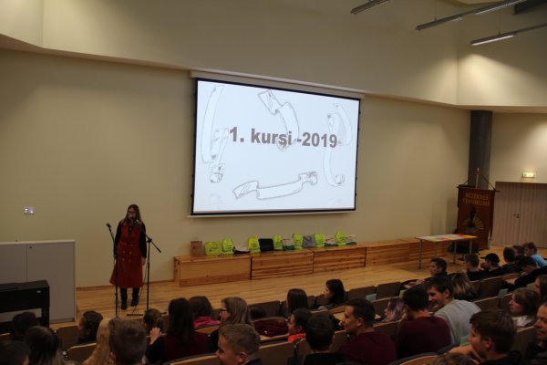 1kursu iesvetisana (6)